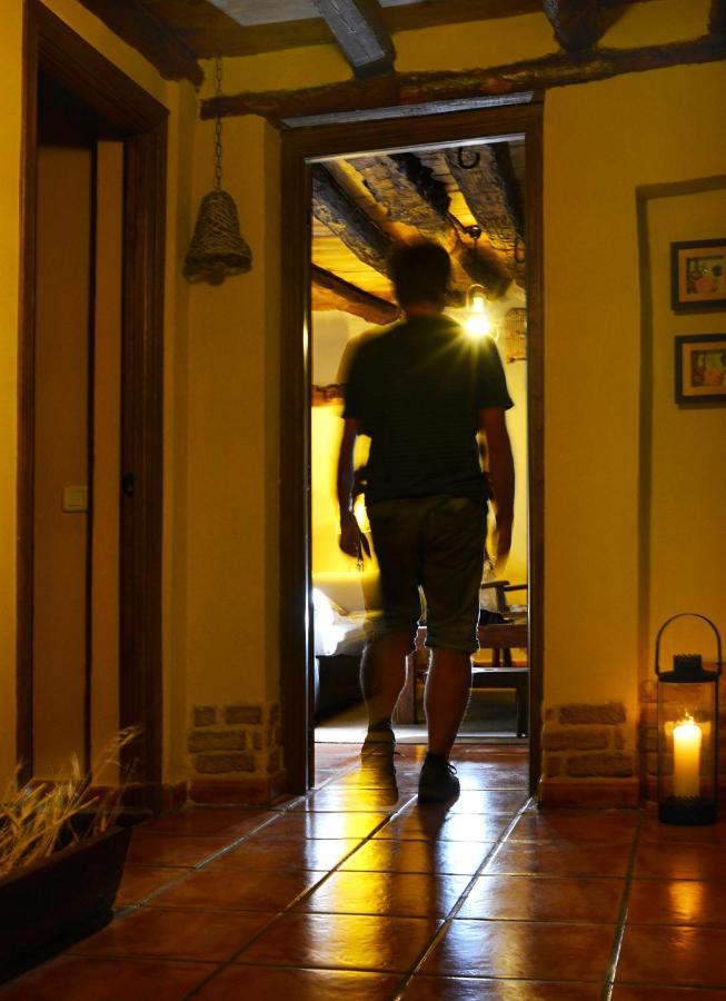 La Casita De Leire Guest House Tamajon Luaran gambar